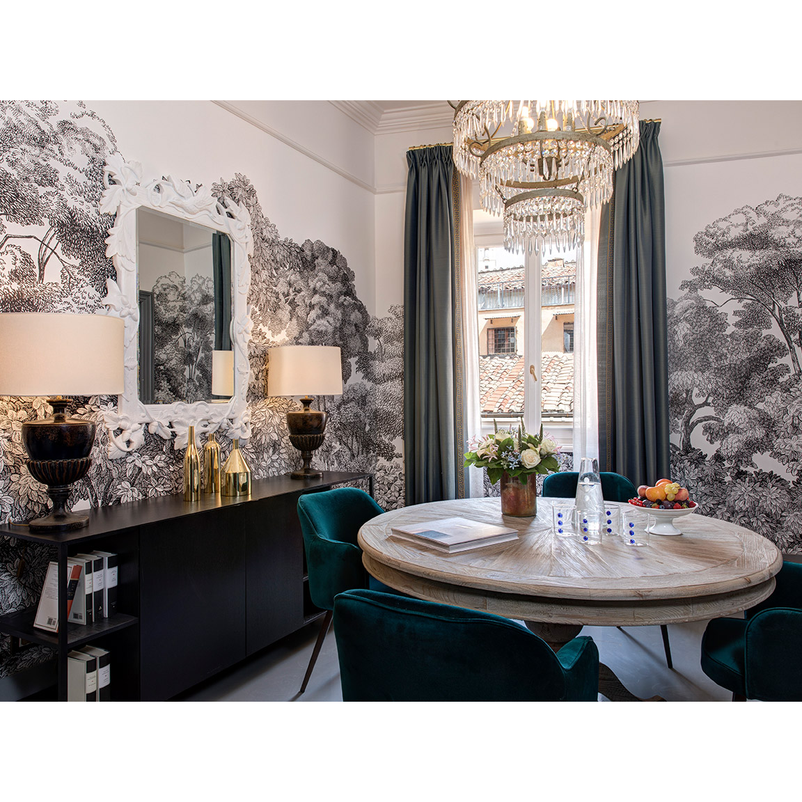 borghese suite dining room